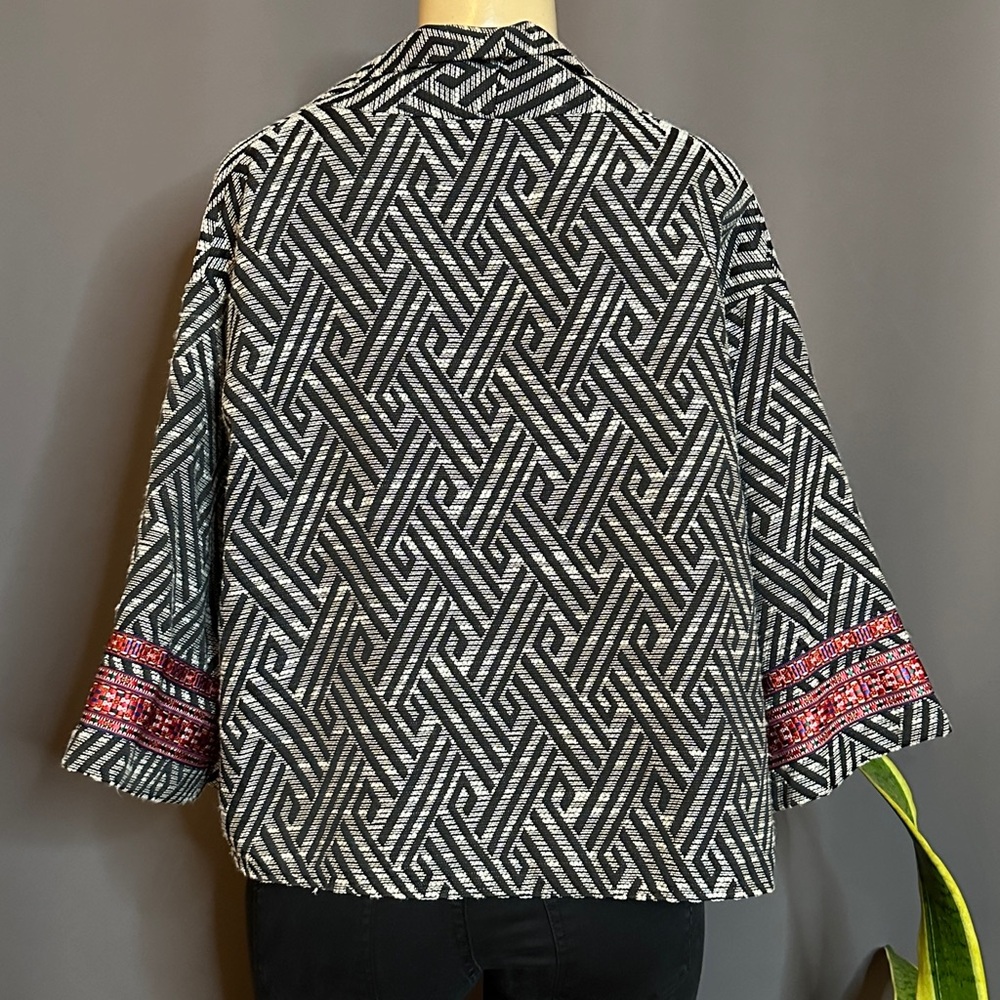 🆕 SIGNATURE8 Open Front Embroidered Jacket - Picture 3 of 8